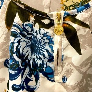 Mexx floral blouse. Size: S